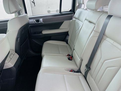 Used 2025 Hyundai Santa Fe SEL image 26