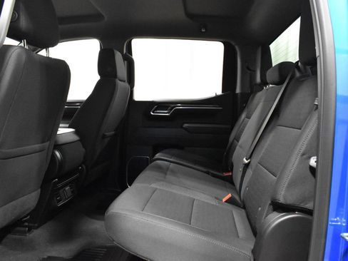 Used 2025 Chevrolet Silverado 1500 LT image 8