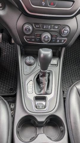 Used 2021 Jeep Cherokee Trailhawk AWD/4WD image 15