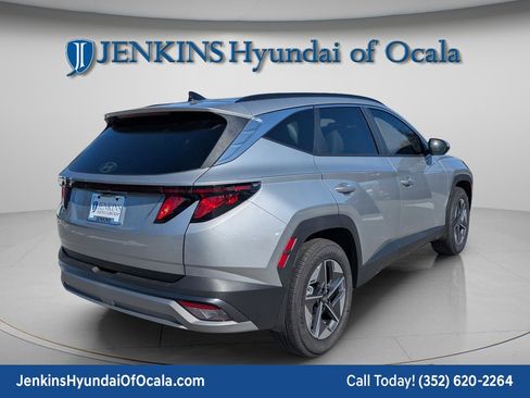 New 2026 Hyundai Tucson SEL image 3