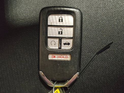 Used 2019 Honda Civic Sport image 32