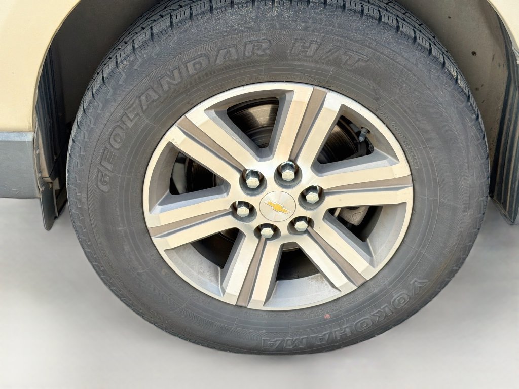 Used 2016 Chevrolet Traverse LT FWD image 33