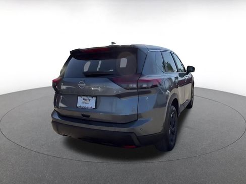 Used 2025 Nissan Rogue SV image 14