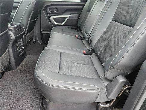 Used 2019 Nissan Titan PRO-4X AWD/4WD image 16