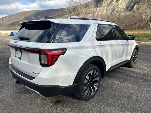 New 2026 Ford Explorer Platinum w/ LUX Leather Package image 4