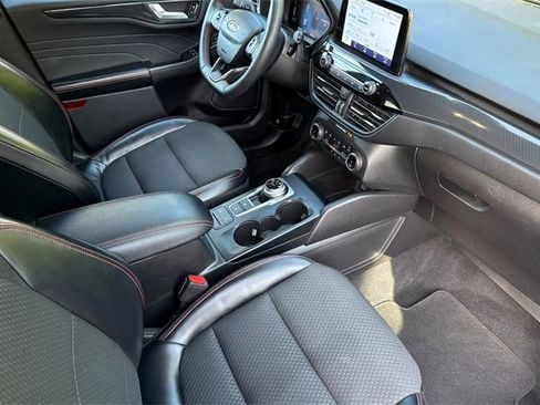 Used 2023 Ford Escape ST-Line image 20
