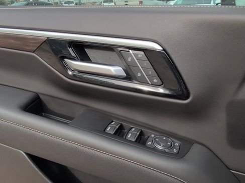 New 2026 Chevrolet Tahoe Premier w/ Sun And Tow Package AWD/4WD image 18