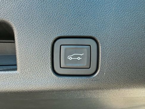 New 2026 Chevrolet Traverse High Country w/ LPO, Floor Liner Package image 37