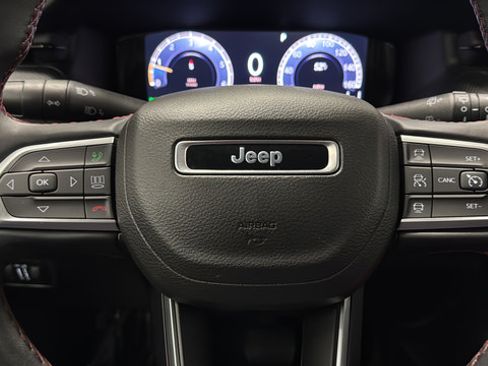 Used 2022 Jeep Compass Trailhawk w/ Trailhawk Elite Group AWD/4WD image 15