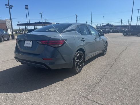 New 2025 Nissan Sentra SV FWD image 7