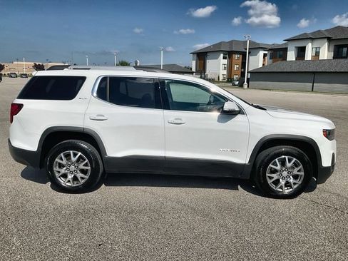 Used 2021 GMC Acadia SLT FWD image 13