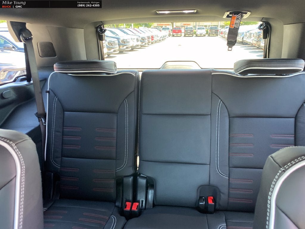 New 2026 GMC Yukon AT4 Ultimate w/ LPO, Floor Liner Package AWD/4WD image 13
