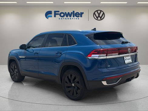 New 2026 Volkswagen Atlas Cross Sport SE AWD/4WD image 5