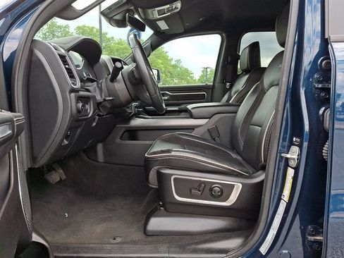 Used 2024 RAM 1500 Laramie AWD/4WD image 15