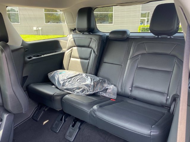 New 2027 Lincoln Navigator Reserve AWD/4WD image 8