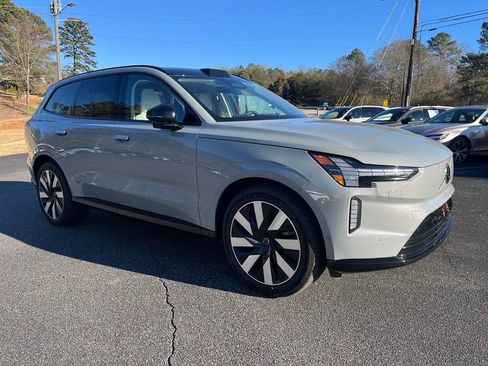 New 2025 Volvo EX90 Ultra image 9