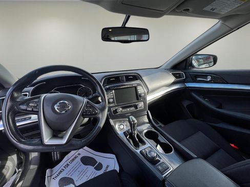 Used 2019 Nissan Maxima 3.5 S w/ Floor Mat Group FWD image 19