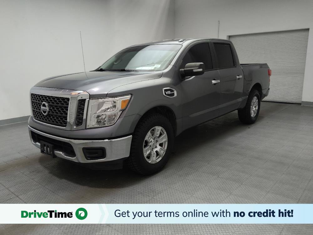Used 2017 Nissan Titan SV RWD image 1