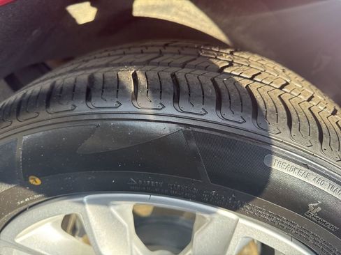 Used 2024 Chevrolet Malibu LT image 28