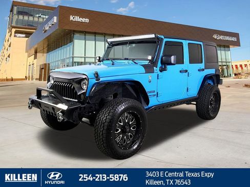 Used 2018 Jeep Wrangler Unlimited Sport S AWD/4WD image 3