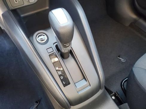 Certified 2025 Nissan Kicks Play S image 21