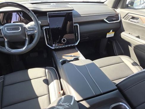 New 2026 GMC Acadia Denali w/ Super Cruise Package image 30