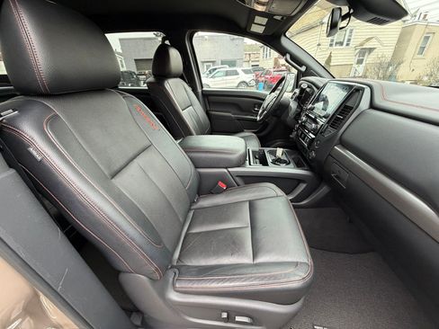 Used 2020 Nissan Titan PRO-4X w/ Pro-4x Convenience Package image 31