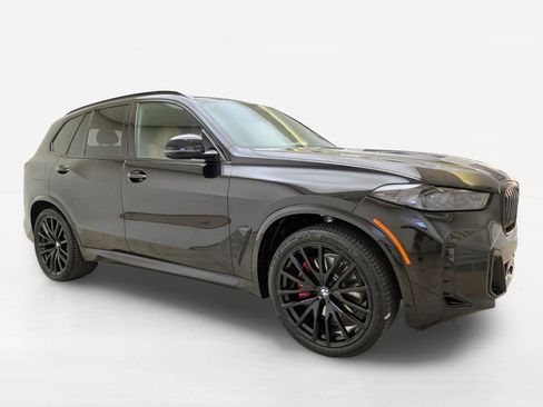 Used 2025 BMW X5 sDrive40i w/ M Sport Package RWD image 3