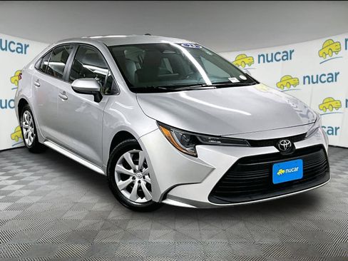 Used 2023 Toyota Corolla LE FWD image 1