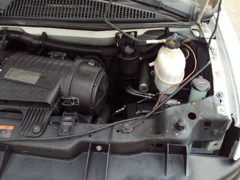 Used 2013 GMC Savana 1500 AWD image 31