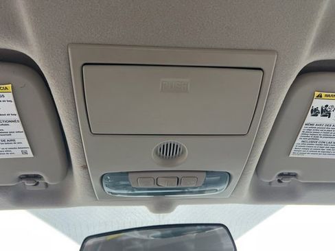 Used 2017 Ford Fiesta SE w/ Equipment Group 201A image 21