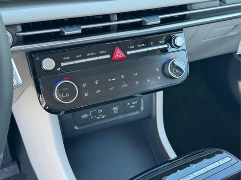 New 2026 Hyundai Tucson Limited AWD/4WD image 30