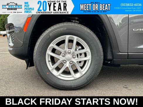 New 2025 Jeep Grand Cherokee Laredo X w/ Luxury Tech Group I image 14