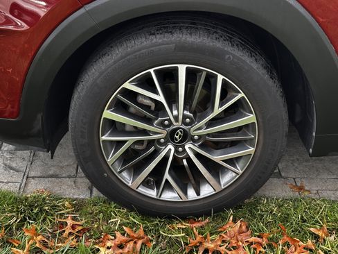 Used 2019 Hyundai Tucson Limited w/ Cargo Package image 16