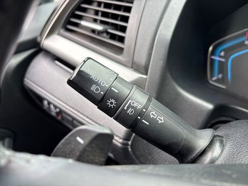 Used 2021 Honda Odyssey Touring image 47