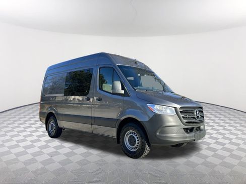 Used 2023 Mercedes-Benz Sprinter 144 Cargo image 4