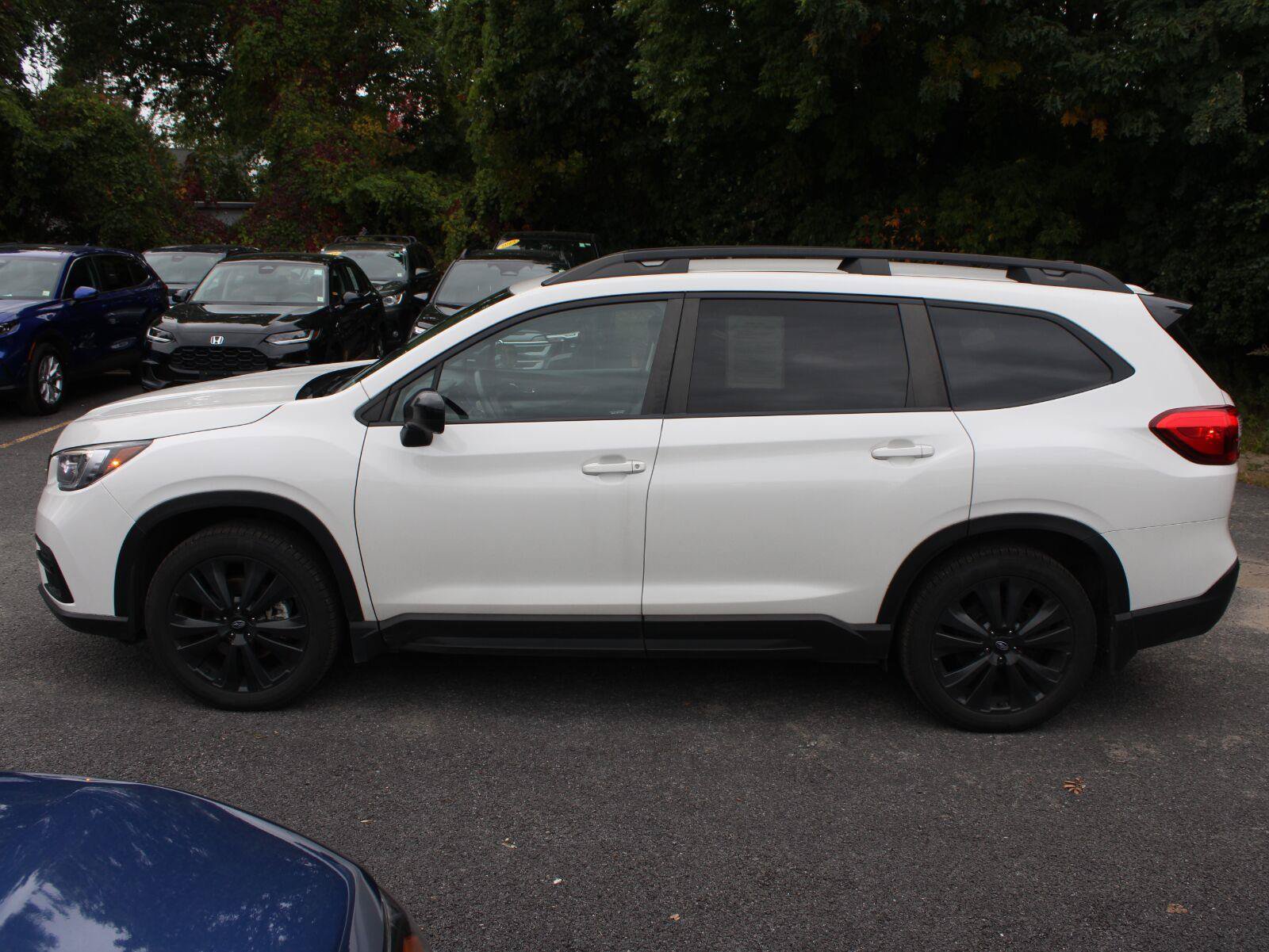 Used 2022 Subaru Ascent Onyx Edition AWD/4WD image 5