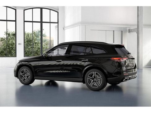 New 2025 Mercedes-Benz GLC 300 4MATIC image 31
