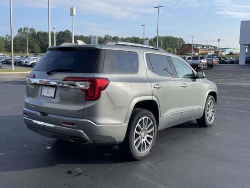 Used 2023 GMC Acadia Denali w/ Denali Technology Package FWD image 3