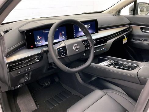 Used 2025 Nissan Murano SL image 7