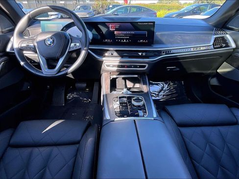 Used 2024 BMW X5 xDrive50e w/ Executive Package AWD/4WD image 15