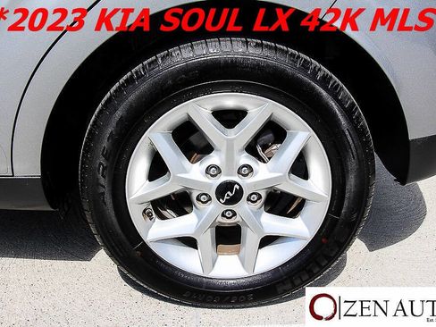 Used 2023 Kia Soul LX w/ Option Group 015 image 46