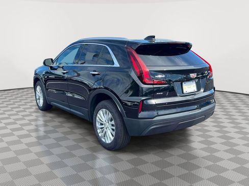 Used 2024 Cadillac XT4 Luxury w/ Cold Weather Package AWD/4WD image 7