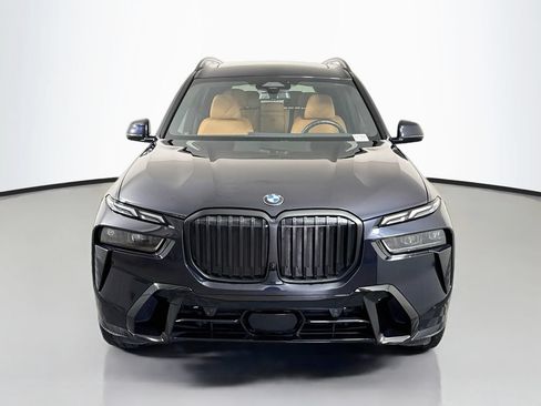 Used 2026 BMW X7 xDrive40i AWD/4WD image 2