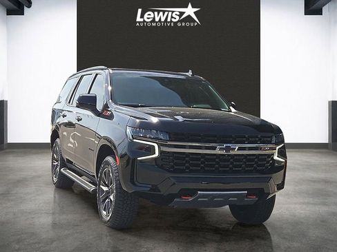 Used 2021 Chevrolet Tahoe Z71 w/ Z71 Off-Road Package AWD/4WD image 6