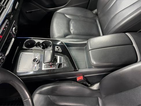 Used 2018 Audi Q7 3.0T Prestige w/ Prestige Package image 42