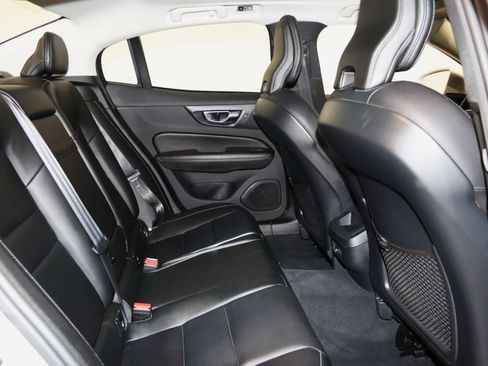 Used 2020 Volvo S60 T6 Momentum AWD/4WD image 51