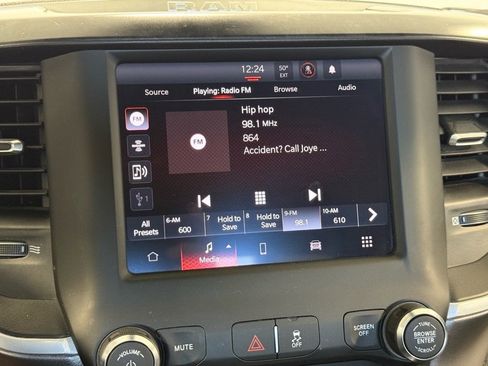 Used 2022 RAM 2500 Big Horn w/ Cold Weather Group image 22