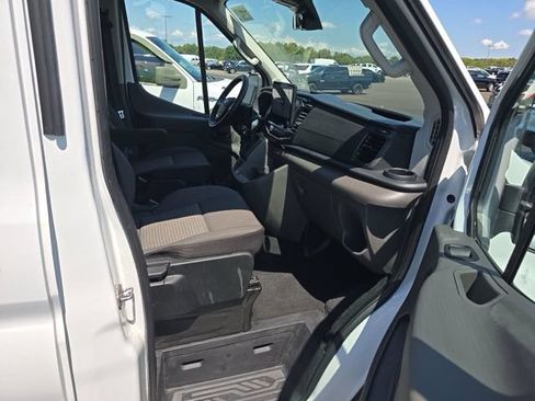 Used 2025 Ford Transit 350 XLT RWD image 10