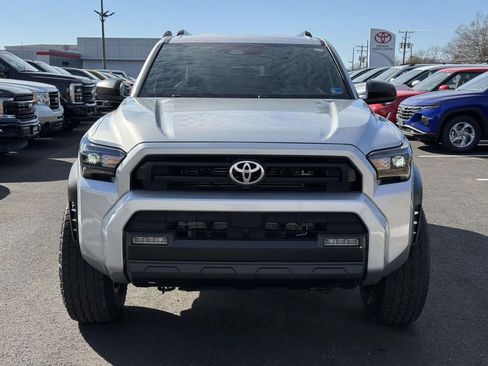 Used 2025 Toyota 4Runner SR5 image 25